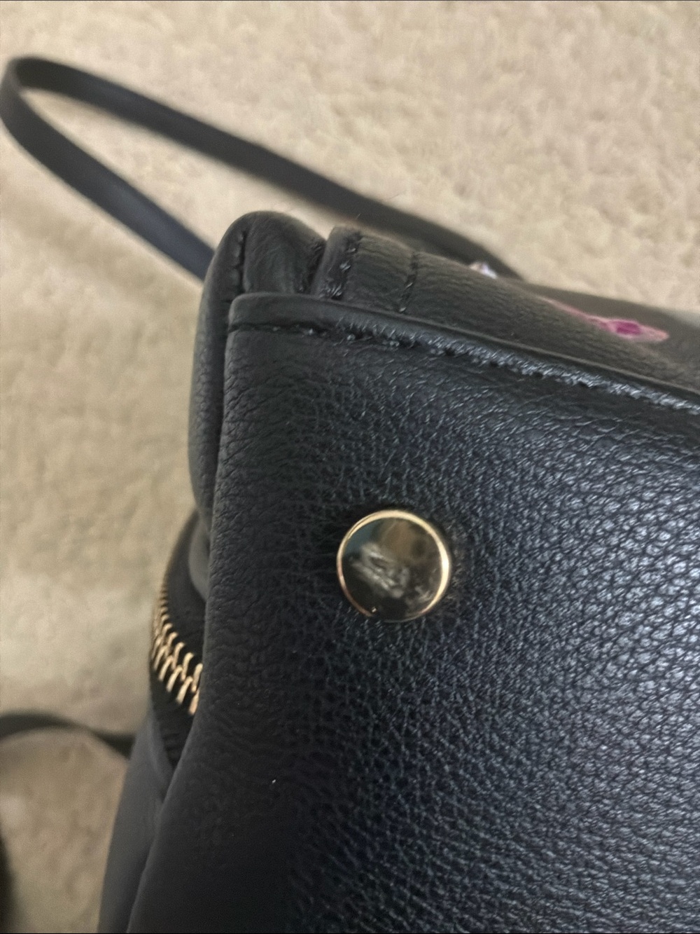 Black Hand-Painted Fashionista Crossbody Bag - Picture 13 of 16
